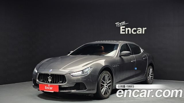 Maserati Ghibli 2017 thumb 2