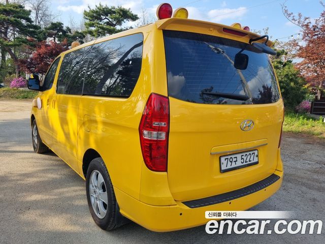 Hyundai Starex 2015 thumb 5