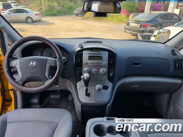 Hyundai Starex 2015 thumb 8