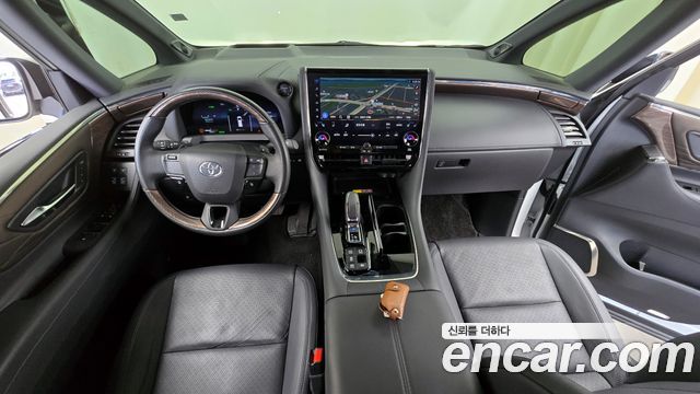 Toyota Alphard 2023 thumb 7