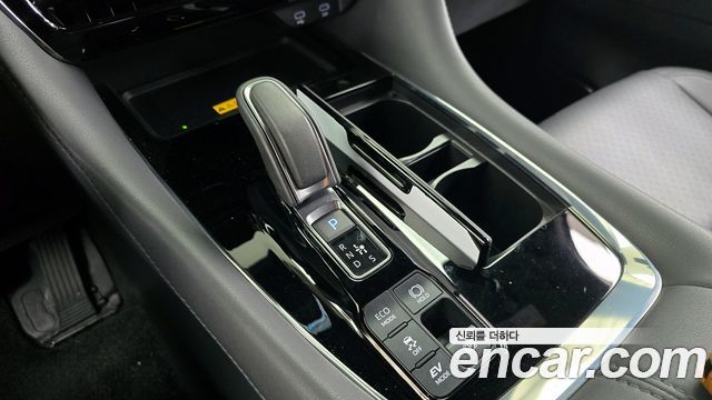 Toyota Alphard 2023 thumb 9