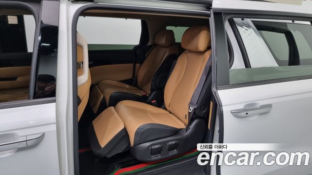 Kia Carnival 2020 thumb 12