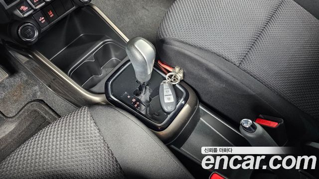 Suzuki Ignis 2020 thumb 10