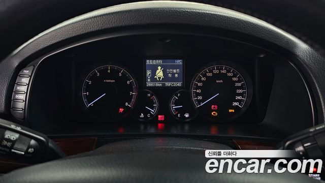 SsangYong Chairman 2009 thumb 9
