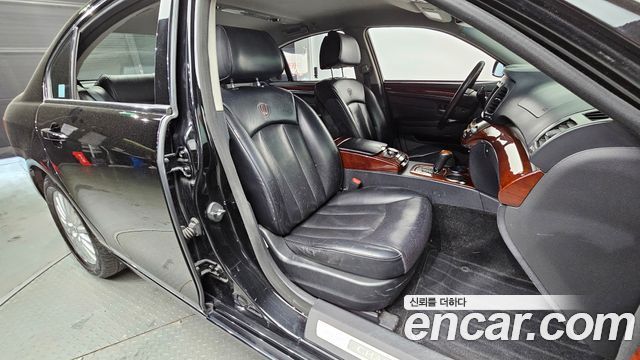 SsangYong Chairman 2009 thumb 11