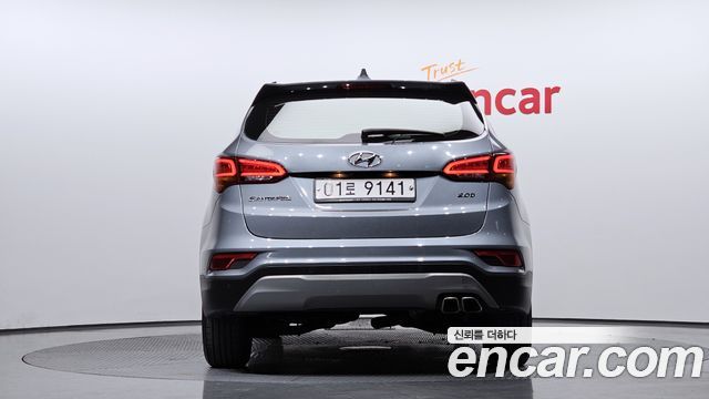 Hyundai Santa Fe 2018 thumb 5