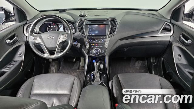 Hyundai Santa Fe 2018 thumb 8