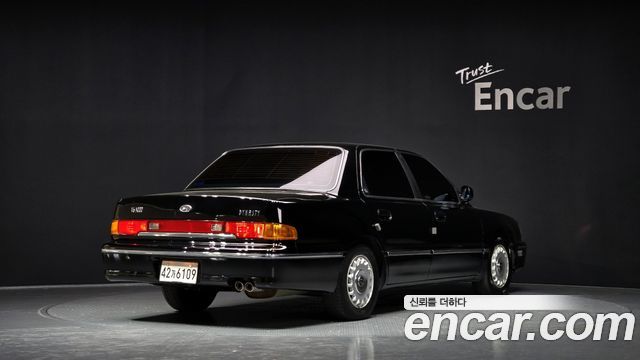 Hyundai Dynasty 2002 thumb 3