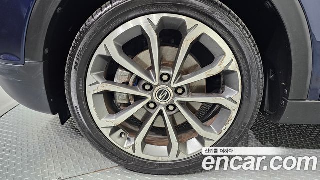 SsangYong Tivoli 2017 thumb 5