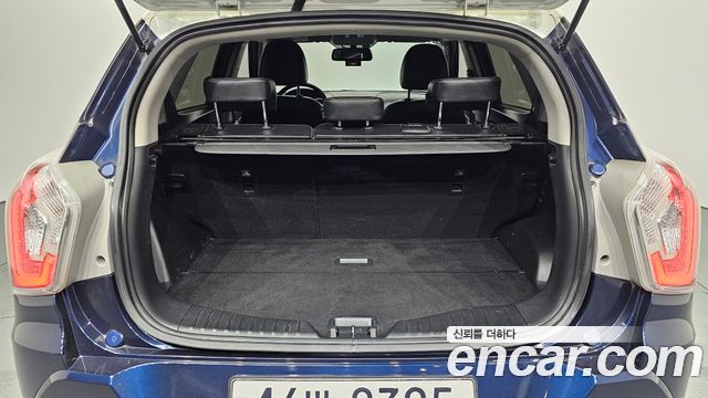 SsangYong Tivoli 2017 thumb 11
