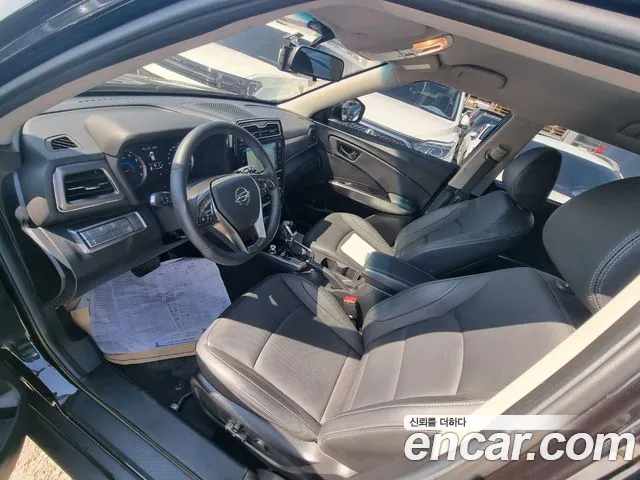 SsangYong Tivoli 2023 thumb 7