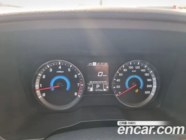 SsangYong Tivoli 2023 thumb 10