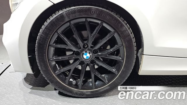 BMW 1 серии 2012 thumb 5