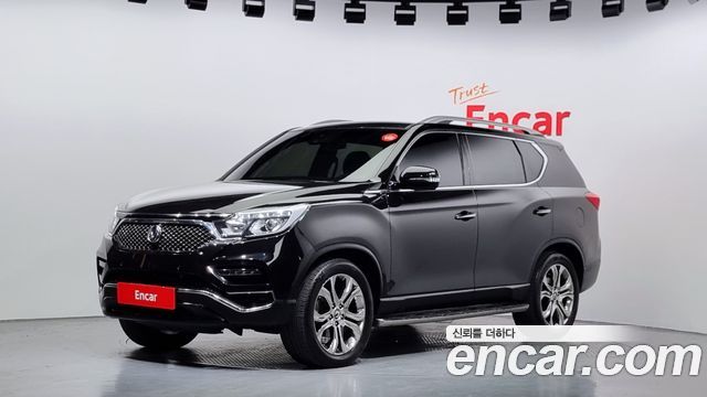 SsangYong Rexton 2018 thumb 2