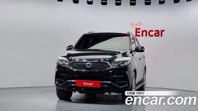 SsangYong Rexton 2018 thumb 3