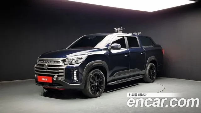 SsangYong Rexton 2021 thumb 2