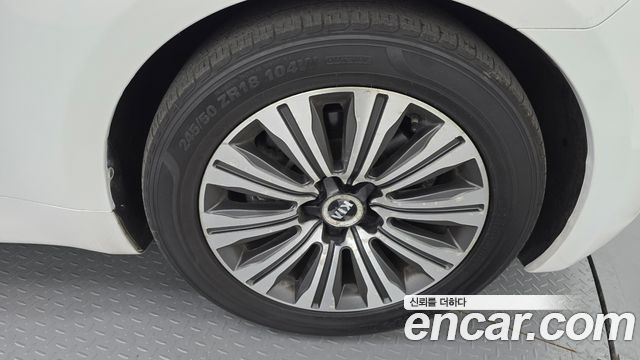 Kia K9 2013 thumb 6