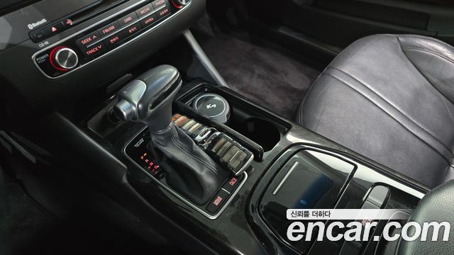 Kia K9 2013 thumb 10