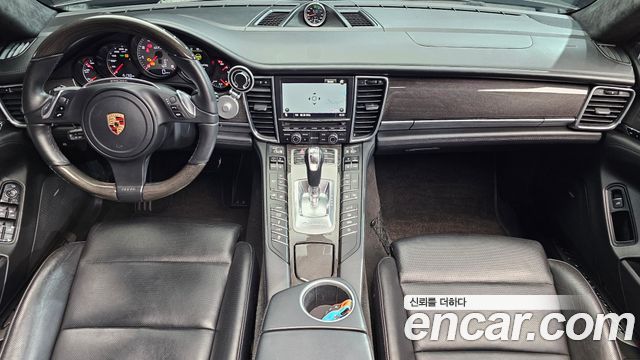 Porsche Panamera 2012 thumb 7