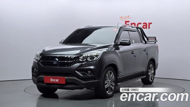 SsangYong Rexton 2019 thumb 2