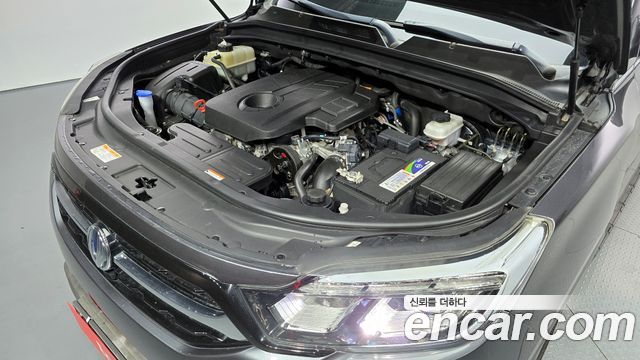 SsangYong Rexton 2019 thumb 6
