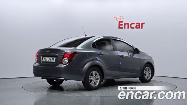 Chevrolet Aveo 2015 thumb 3