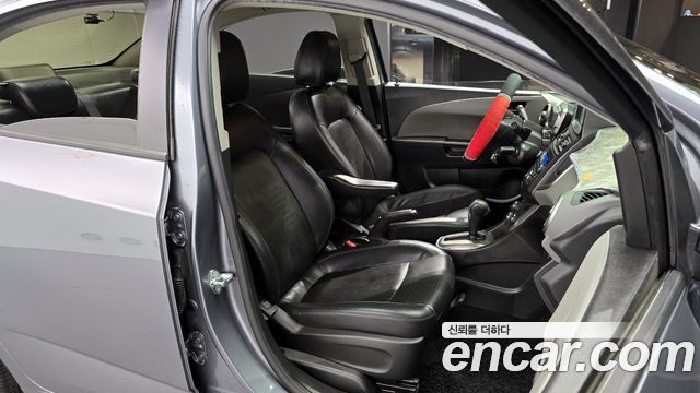 Chevrolet Aveo 2015 thumb 11