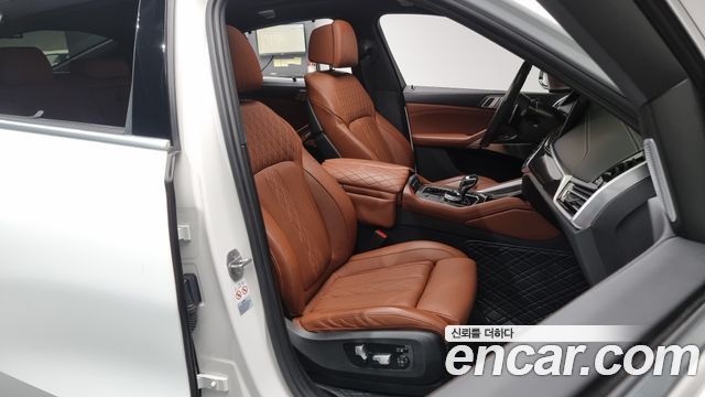 BMW X6 2022 thumb 10