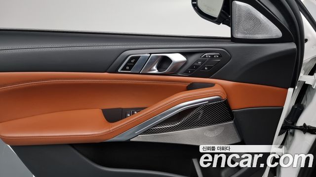 BMW X6 2022 thumb 12