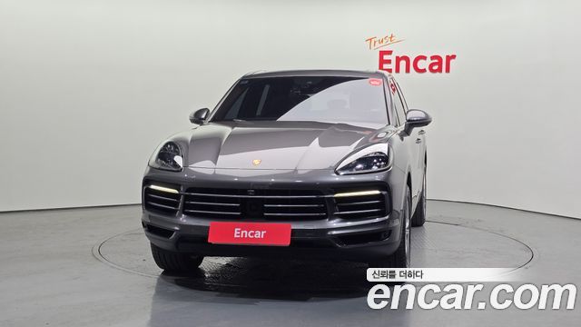 Porsche Cayenne 2019 thumb 4