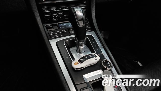 Porsche Boxster 2015 thumb 10