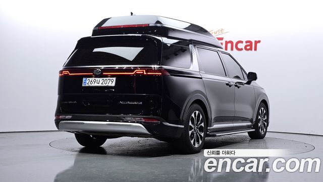 Kia Carnival 2021 thumb 3