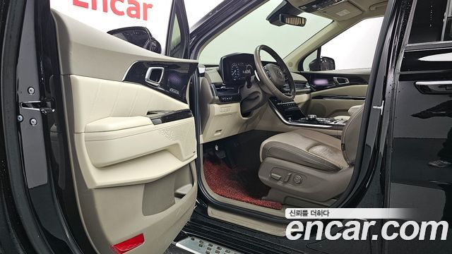 Kia Carnival 2021 thumb 11