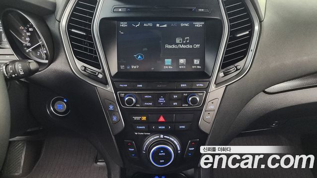 Hyundai Santa Fe 2016 thumb 12