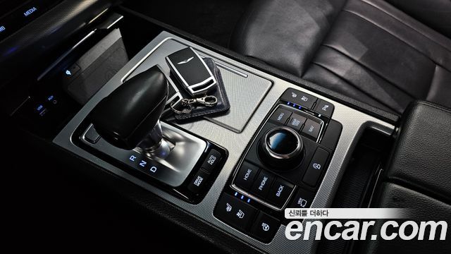 Genesis G80 2016 thumb 9