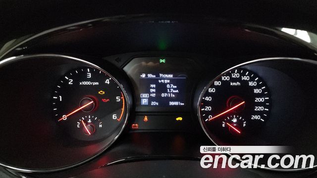 Kia Carnival 2019 thumb 8