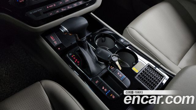 Kia Carnival 2019 thumb 9