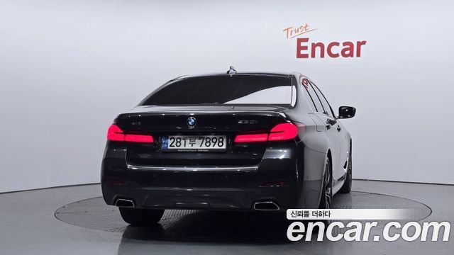BMW 5 серии 2023 thumb 5