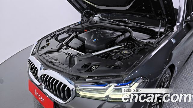 BMW 5 серии 2023 thumb 7