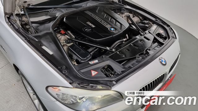 BMW 5 серии 2013 thumb 7