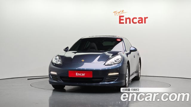 Porsche Panamera 2010 thumb 4