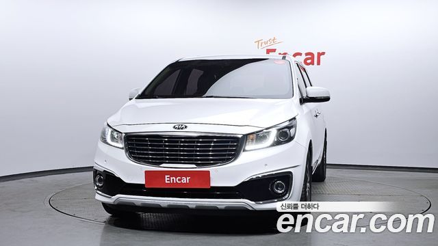 Kia Carnival 2017 thumb 4
