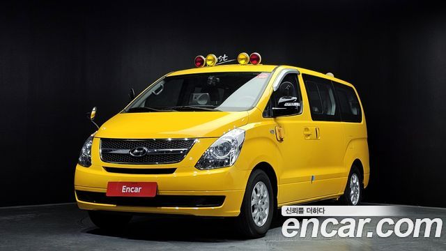 Hyundai Starex 2015 thumb 2