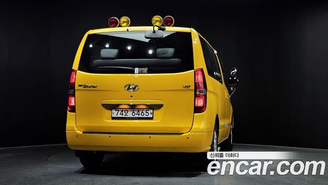 Hyundai Starex 2015 thumb 5