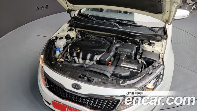Kia K5 2011 thumb 6