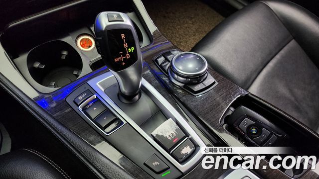 BMW 5 серии 2014 thumb 9