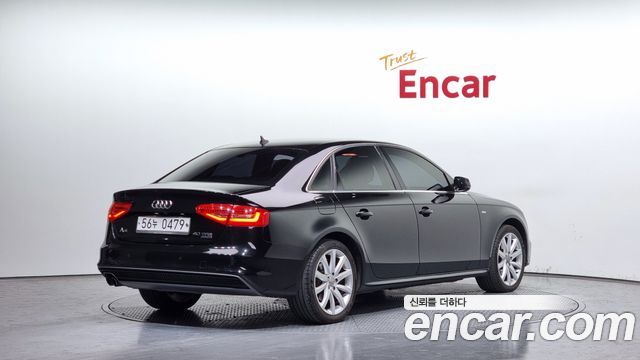 Audi A4 2015 thumb 3