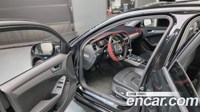 Audi A4 2015 thumb 10