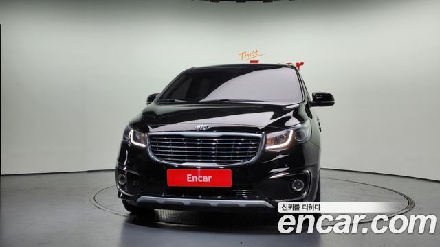 Kia Carnival 2016 thumb 4