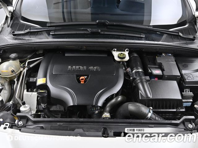 Peugeot 308 2014 thumb 7